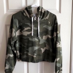 PINK camo cropped hoodie size small